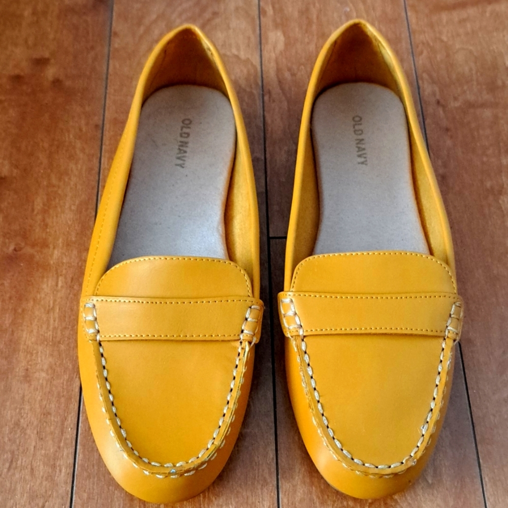 Yellow Old Navy loafers size 8